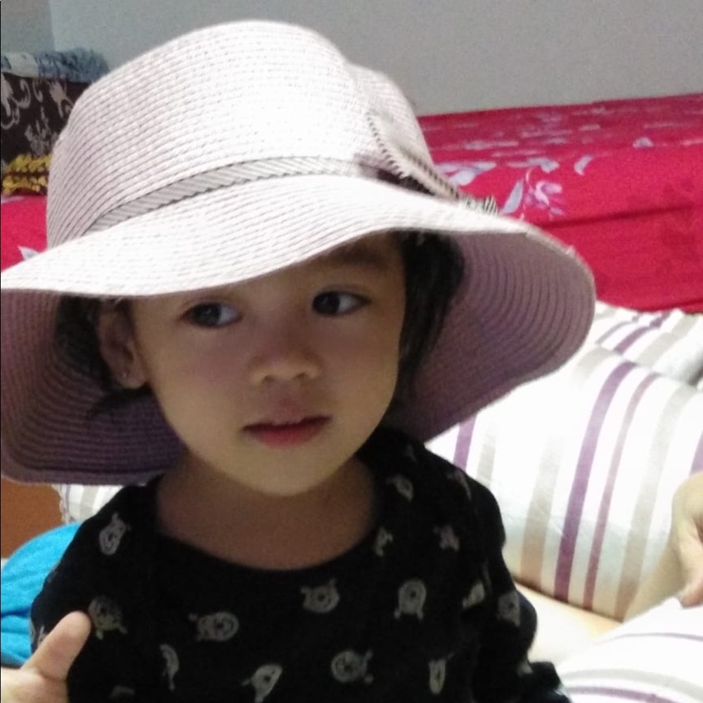 Meet your Posher, Eliana